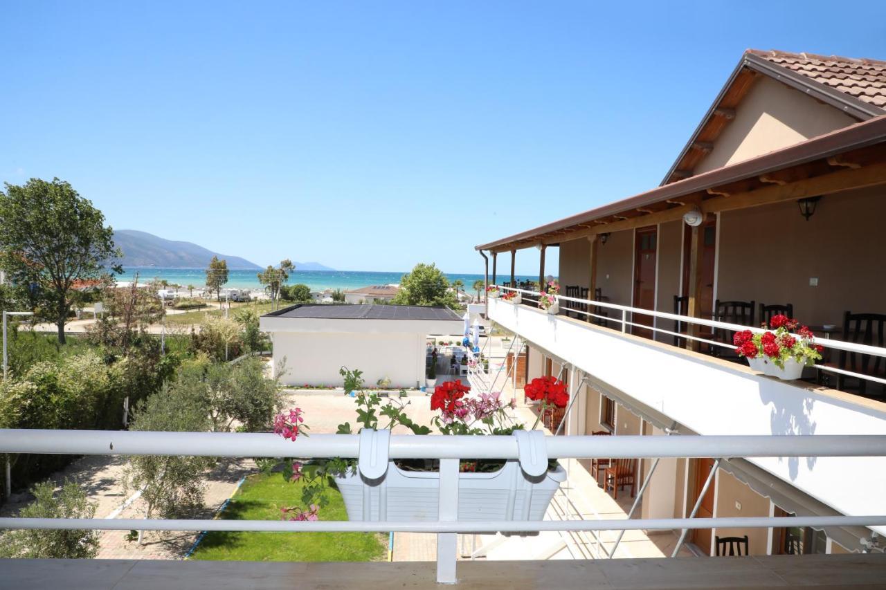 Dolce Italia Residence Radhimë エクステリア 写真