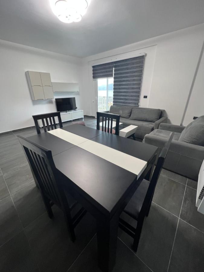 Dolce Italia Residence Radhimë エクステリア 写真