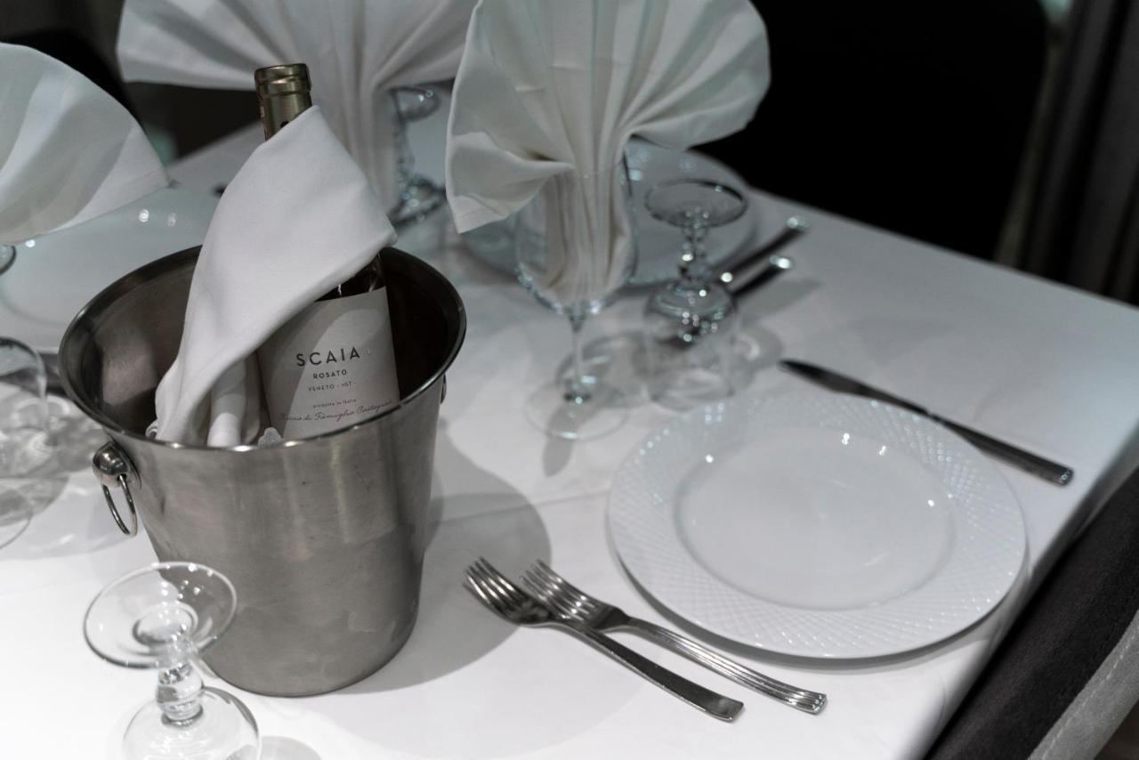 Dolce Italia Residence Radhimë エクステリア 写真