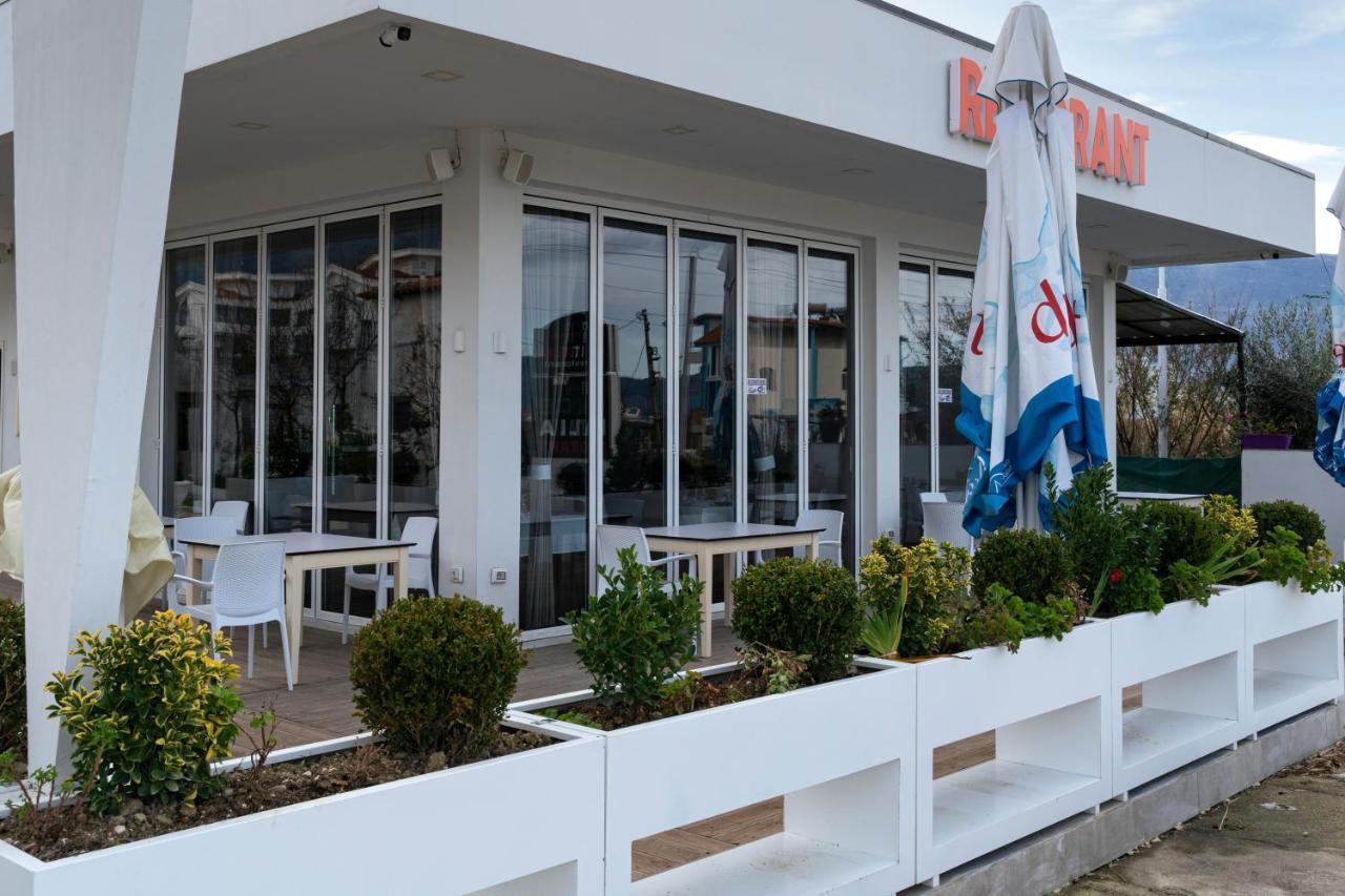 Dolce Italia Residence Radhimë エクステリア 写真