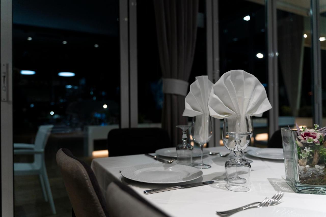 Dolce Italia Residence Radhimë エクステリア 写真