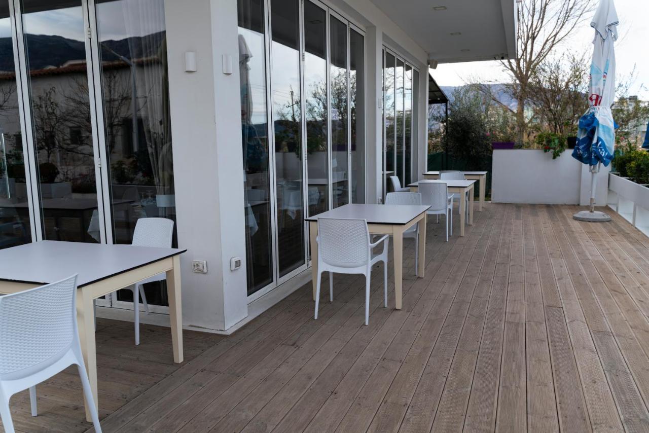 Dolce Italia Residence Radhimë エクステリア 写真